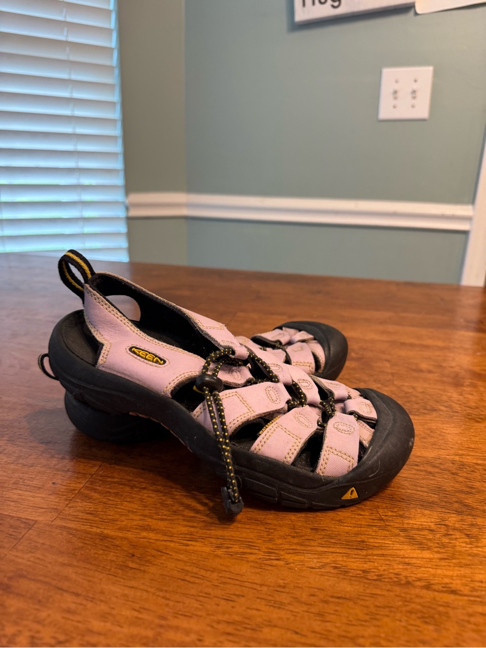 KEEN Newport H2 Women's Size 6 Purple Waterproof Hiking Sport Sandals
